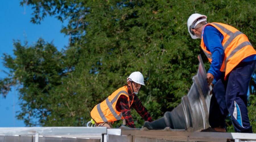 Expert Emergency Roof Repairs services in Villanueva, NM